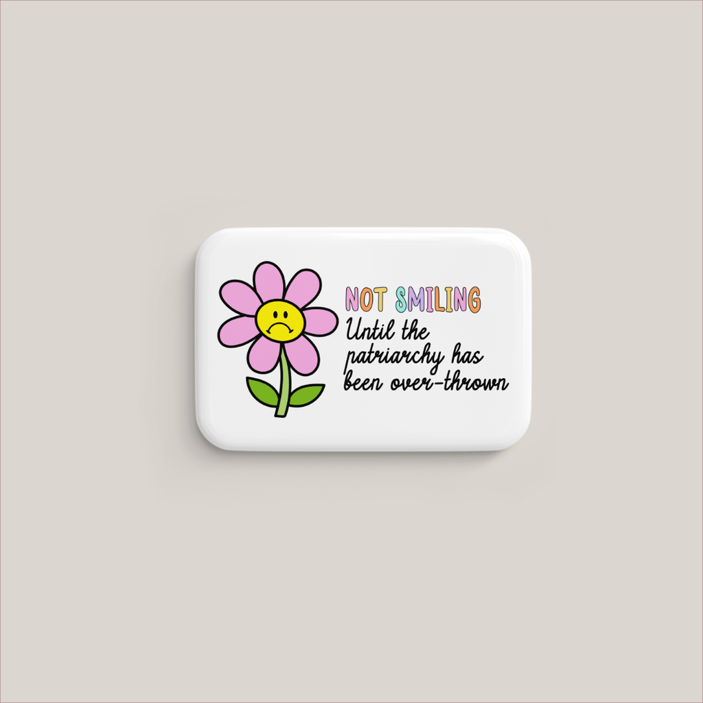 Not Smiling Until (Sicherheitsnadel)
